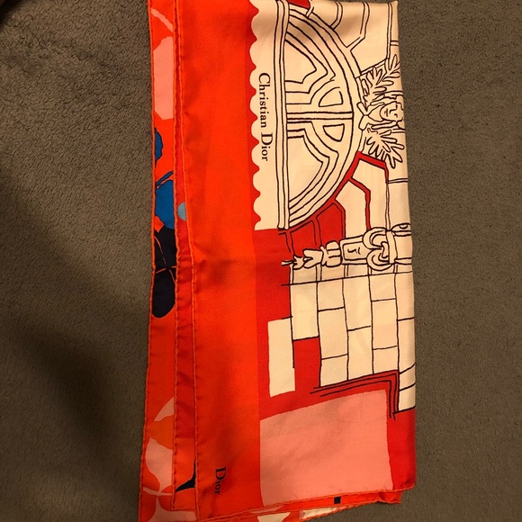 Dior authentic Scarf - Picture 2 of 3